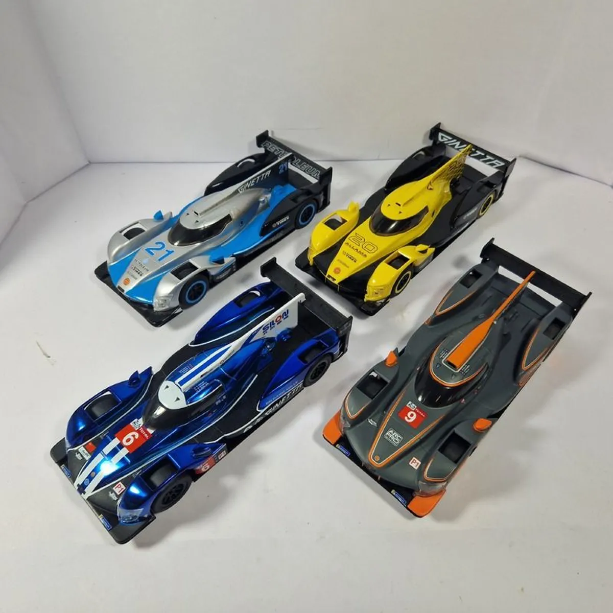 SPECIAL OFFER: Scalextric Ginetta Slot Car Pack - 4 cars for the price of 3 - Image 2