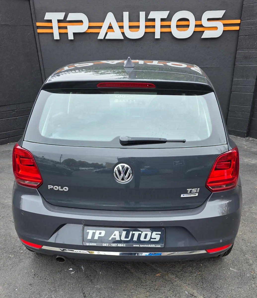 Volkswagen Polo 2017 HIGHLINE - Image 4