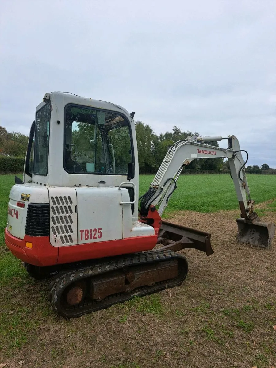 Takeuchi TB 125 - Image 1