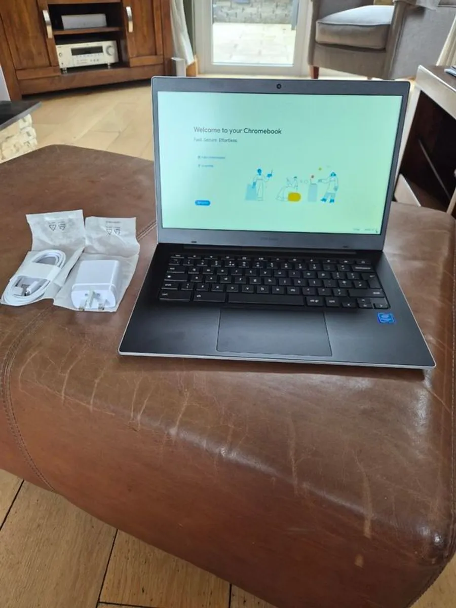 Samsung Galaxy Chromebook Go 14" Brand New - Image 1