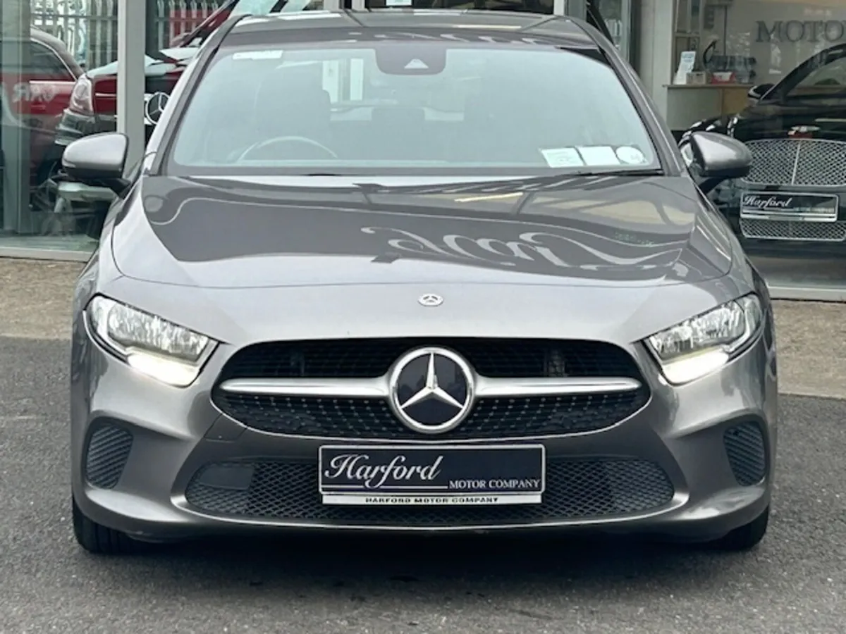 Mercedes-Benz A180 1.5D STYLE AUTO - Image 4