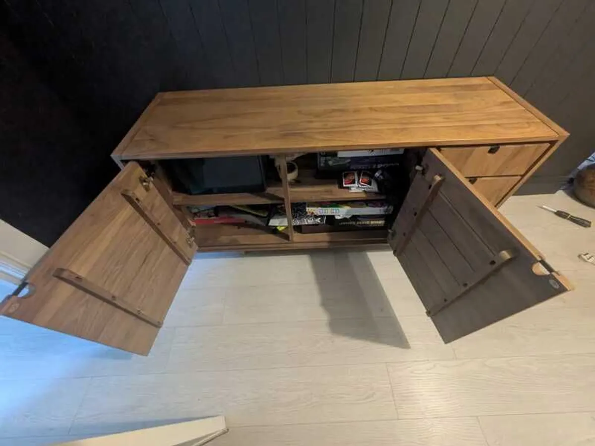 Superb solid walnut sideboard - Image 2