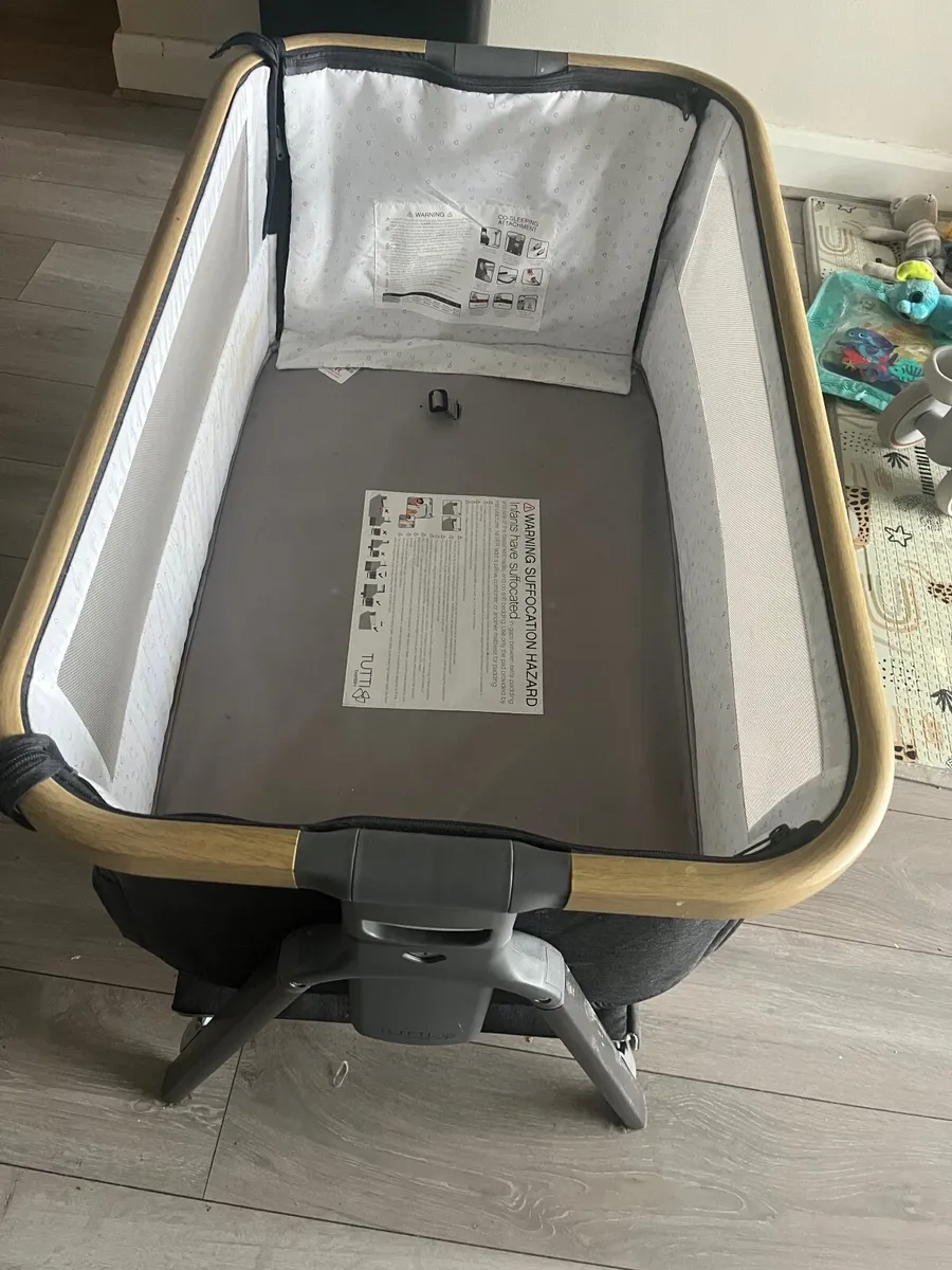 Bedside crib - Image 2