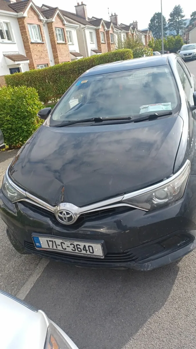 17 Toyota Auris VAN  1.4 DIESEL. DOE 1/26 - Image 2