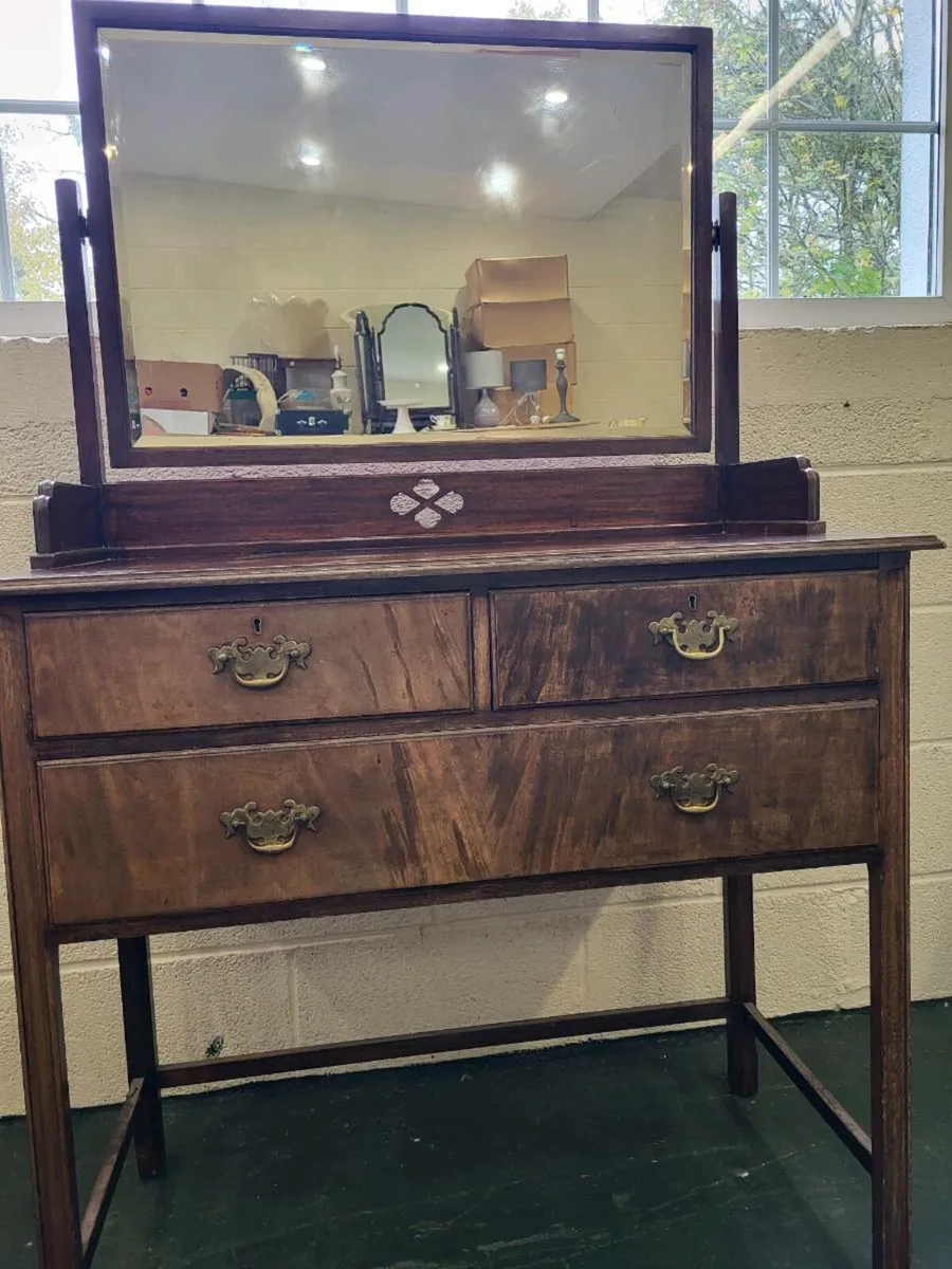 Lovely Vintage Dressing Table - Image 1