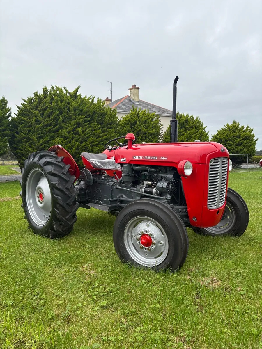 Massey Ferguson 35 - Image 1