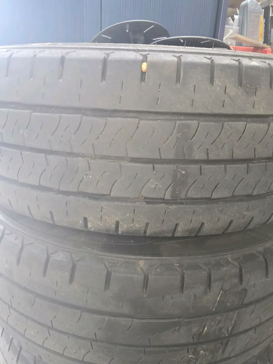 Vw wheels and tyres - Image 2
