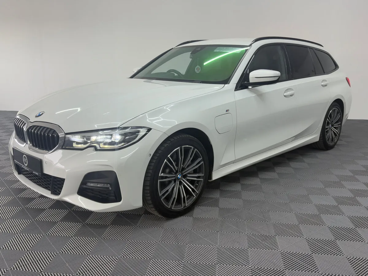 2021 BMW 330e M Sport Estate auto - Image 4