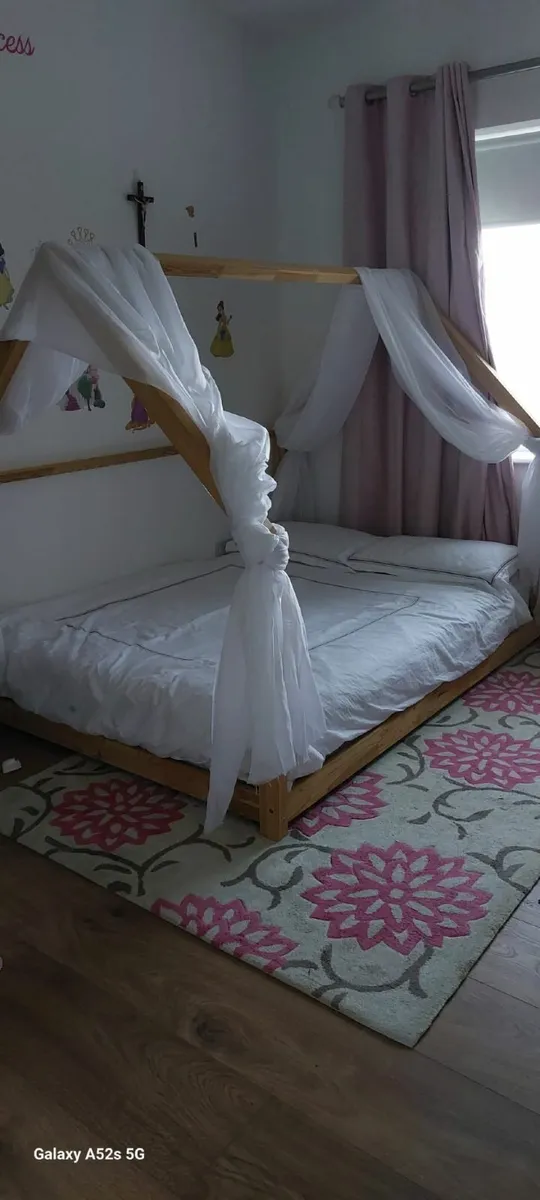 Kids Bed - Image 1