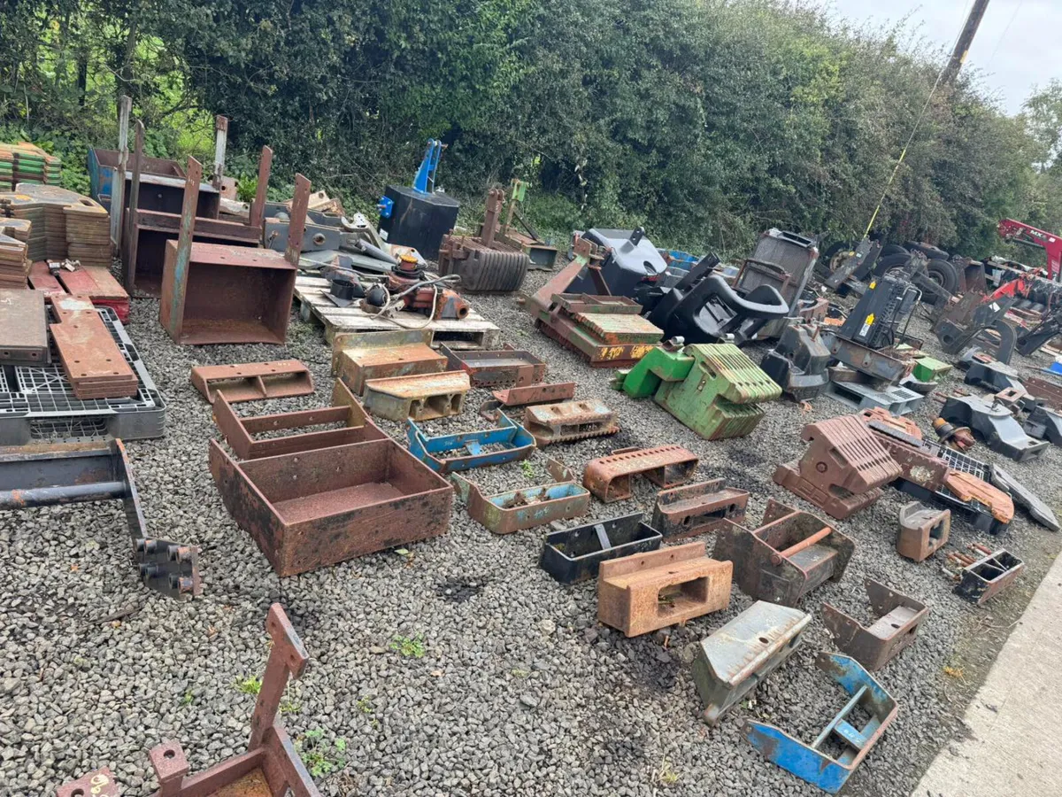 Nelson Alexander Tractor Yard Clearance Auction - Image 4