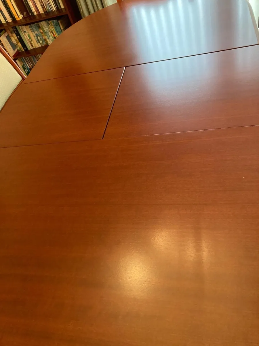 Dining Room Table and Chairs - Image 3