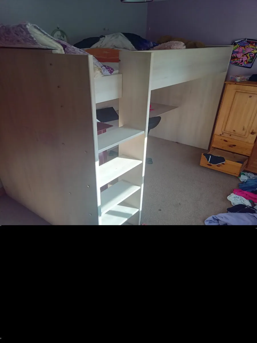 Loft bed - Image 2