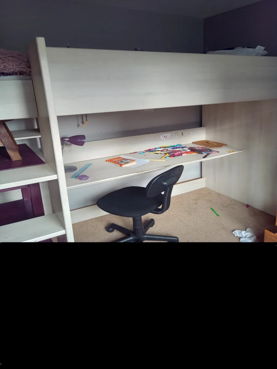 Loft bed - Image 3