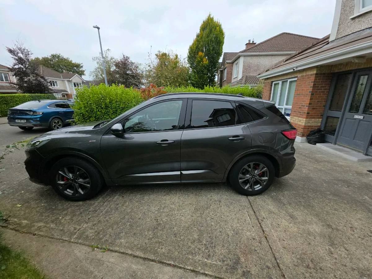 Ford Kuga 2021 - Image 2