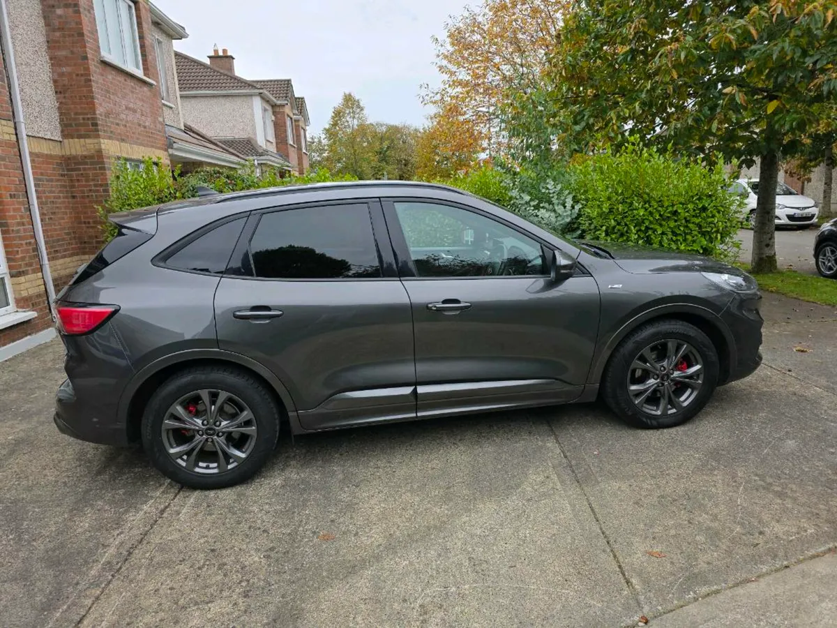 Ford Kuga 2021 - Image 3