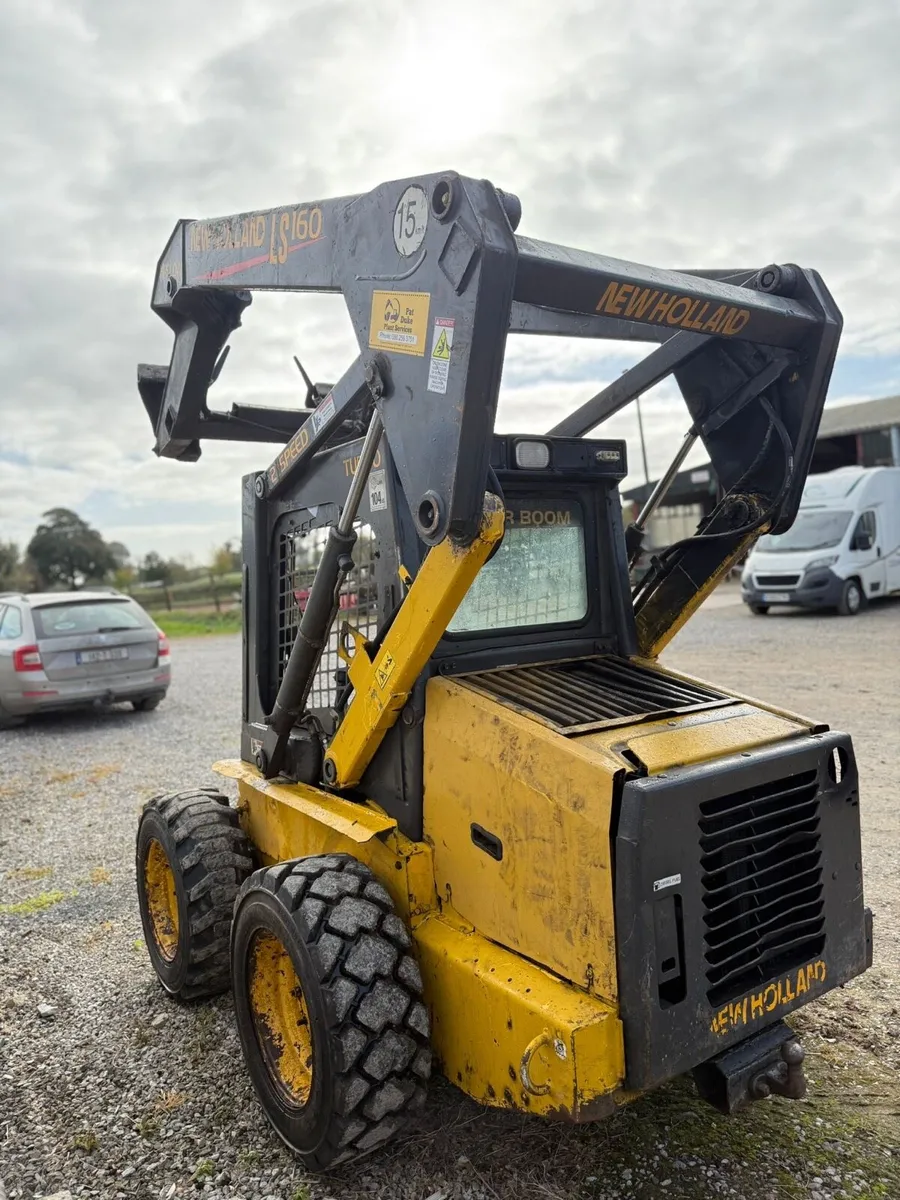 New Holland Bobcat - Image 4