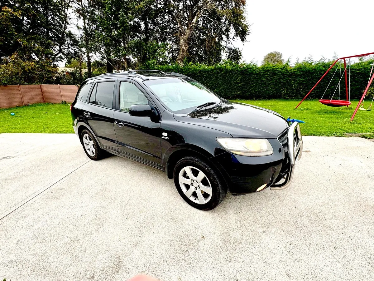 HYUNDAI SANTA FE*NCT 10/26* 7 SEATS AUTO - Image 1