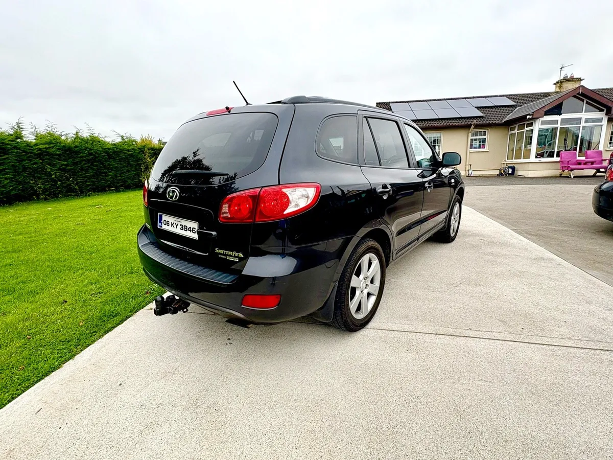 HYUNDAI SANTA FE*NCT 10/26* 7 SEATS AUTO - Image 3