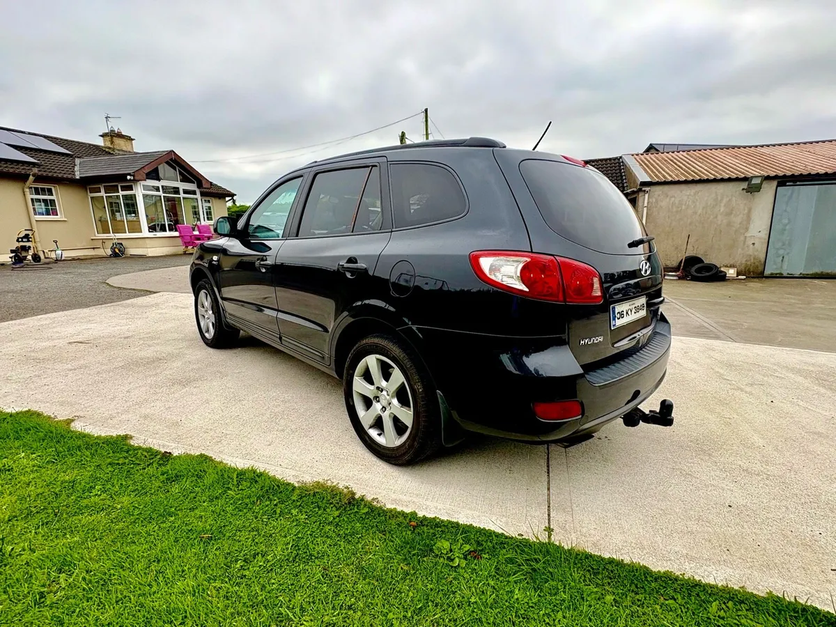 HYUNDAI SANTA FE*NCT 10/26* 7 SEATS AUTO - Image 4