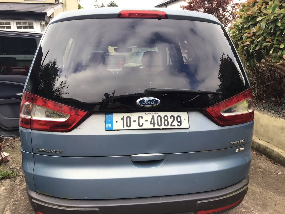 Car - Image 2
