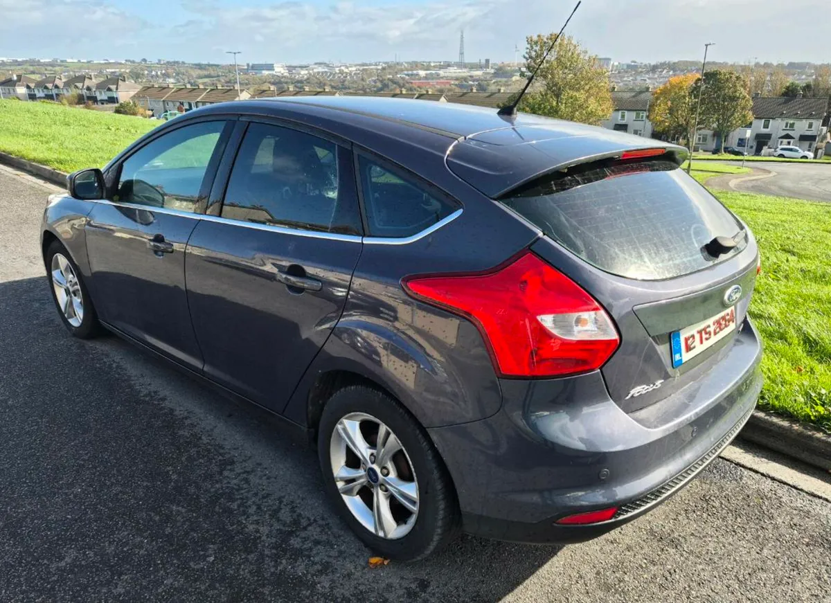 2012 FORD FOCUS (NON RUNNER ) - Image 4
