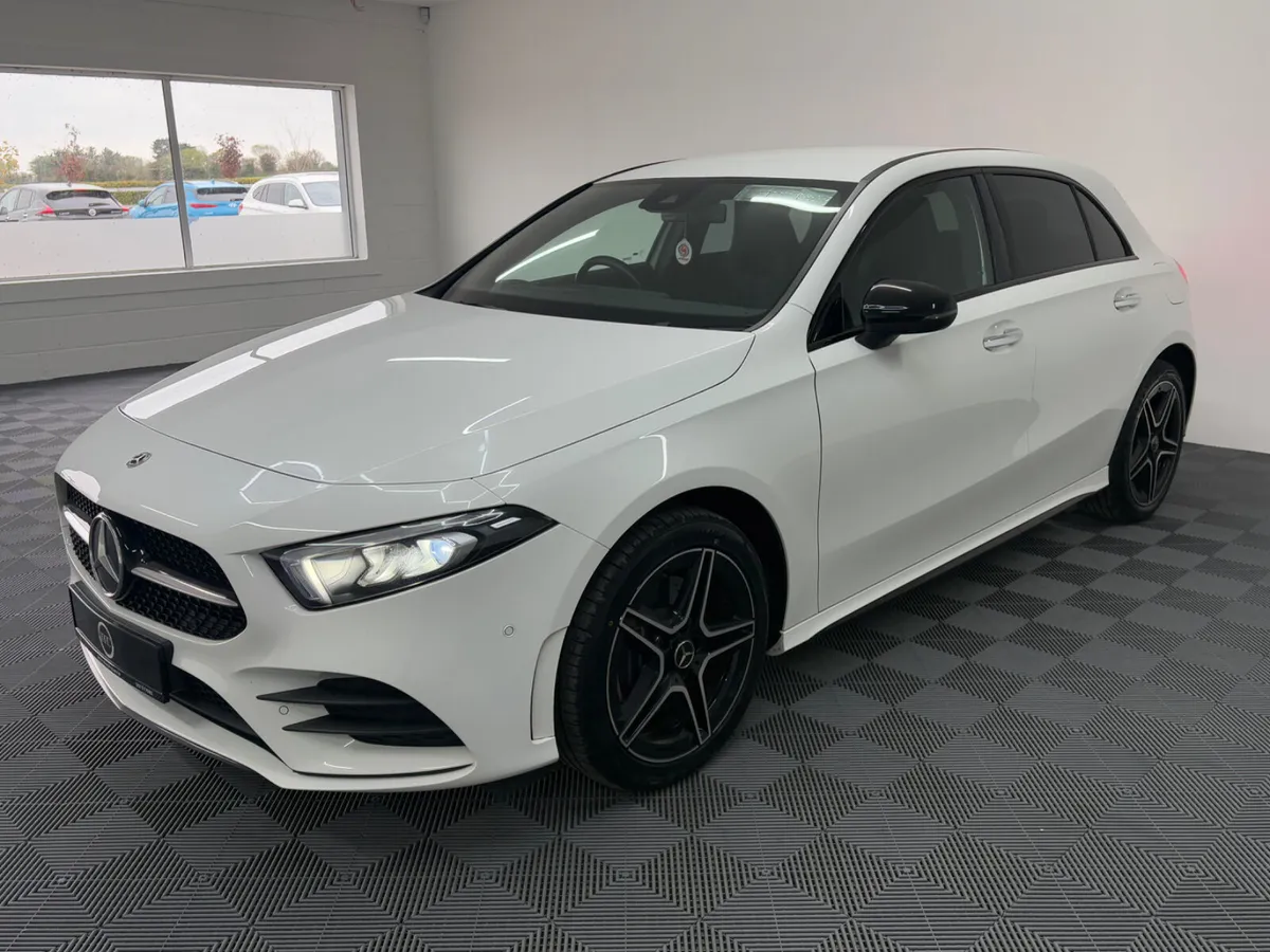 2022 Mercedes-Benz A250 AMG Premium 1.3P - Image 4