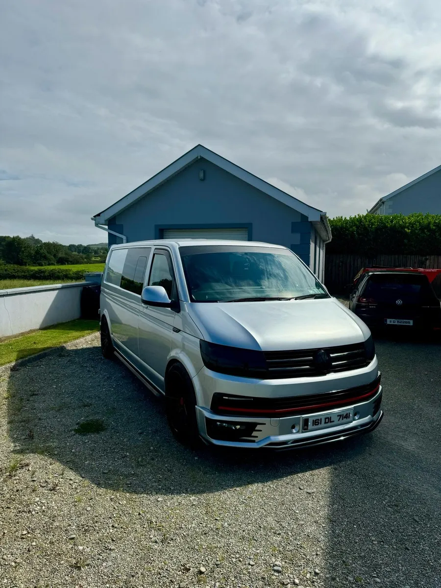 VW Transporter T6 DayVan, Weekender - Image 2
