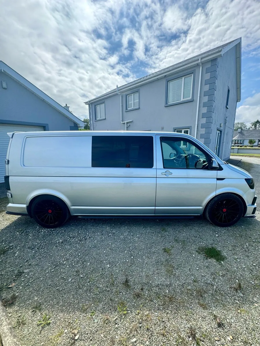 VW Transporter T6 DayVan, Weekender - Image 3