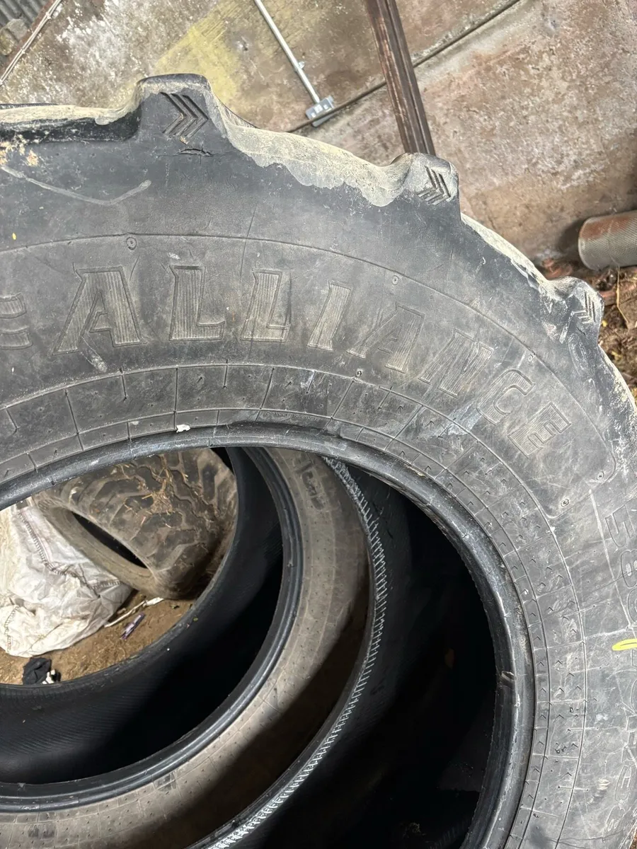 580/70/38 alliance tyres - Image 3