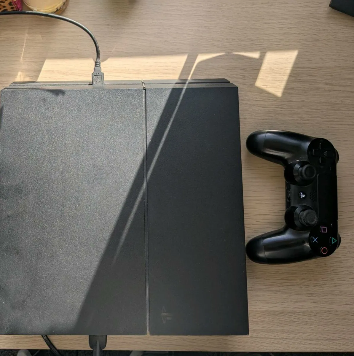 PlayStation 4 - Image 1