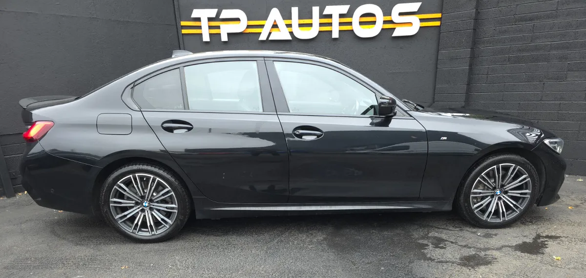 20 BMW 330E M-SPORT - Image 2