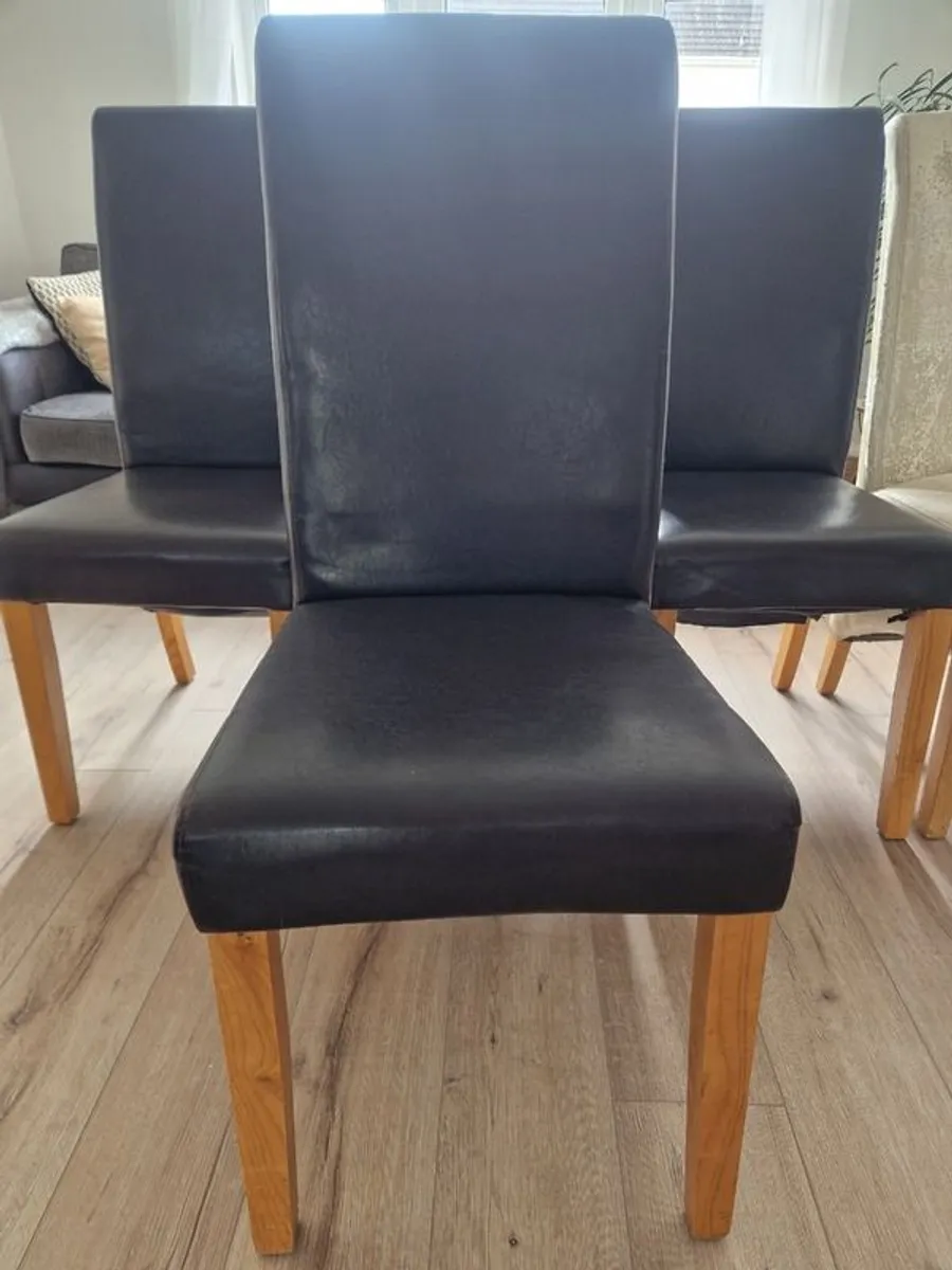 Dining chairs - Image 1