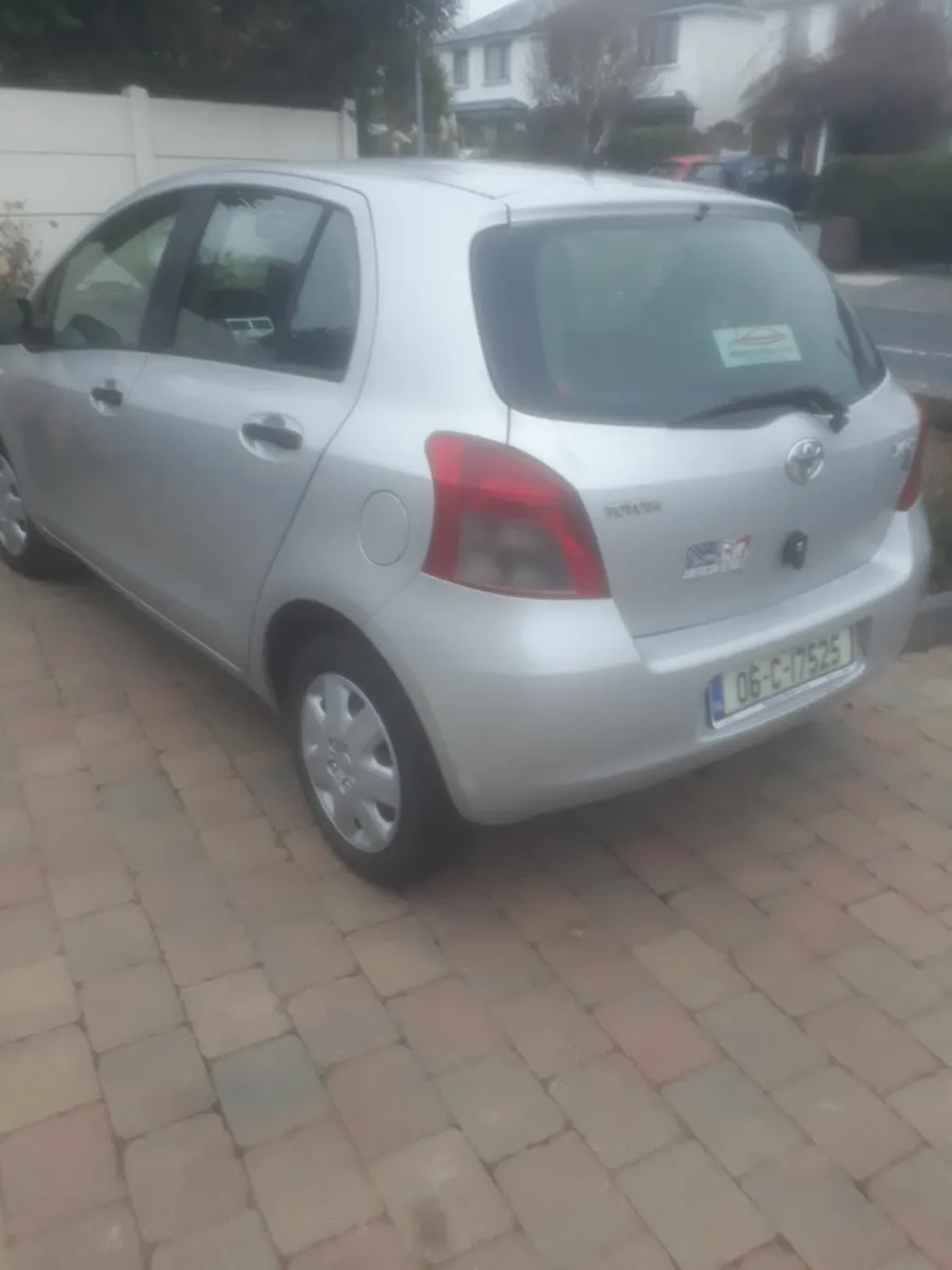 Toyota Yaris 2006 - Image 4