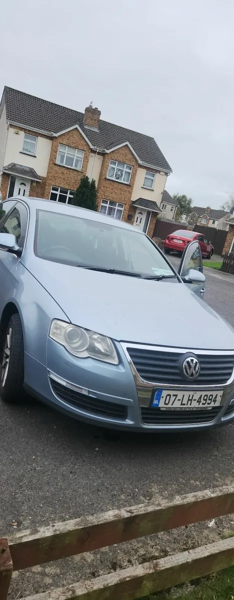 Volkswagen Passat 2007 - Image 1