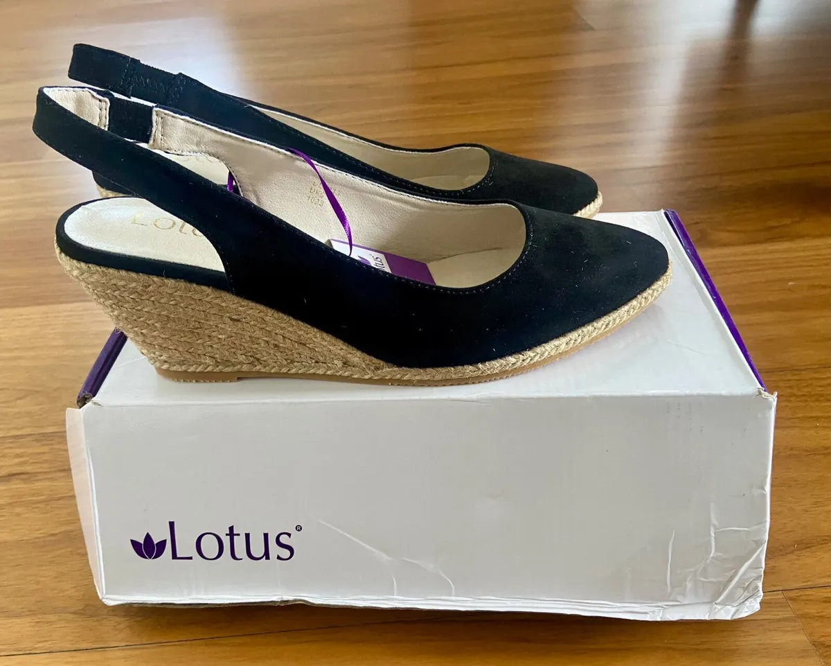 Shoes - Image 3