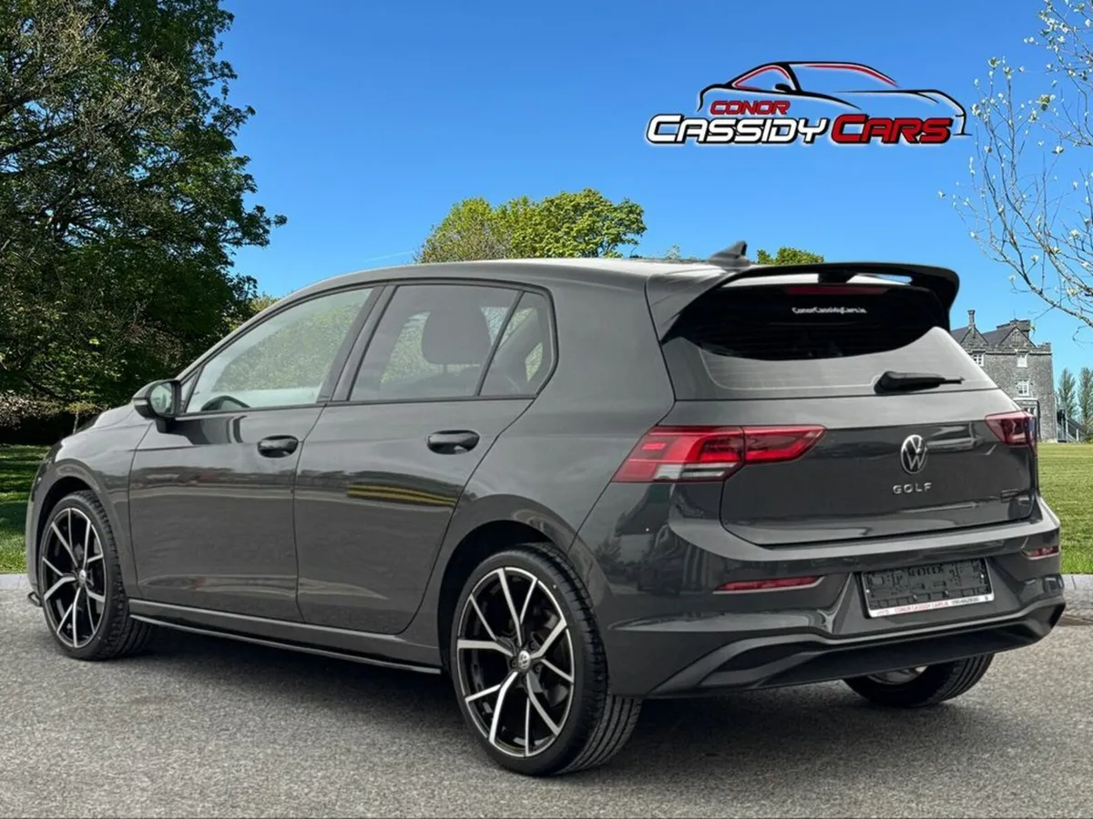 Volkswagen Golf LIFE TDI DSG *AUTO* - Image 3