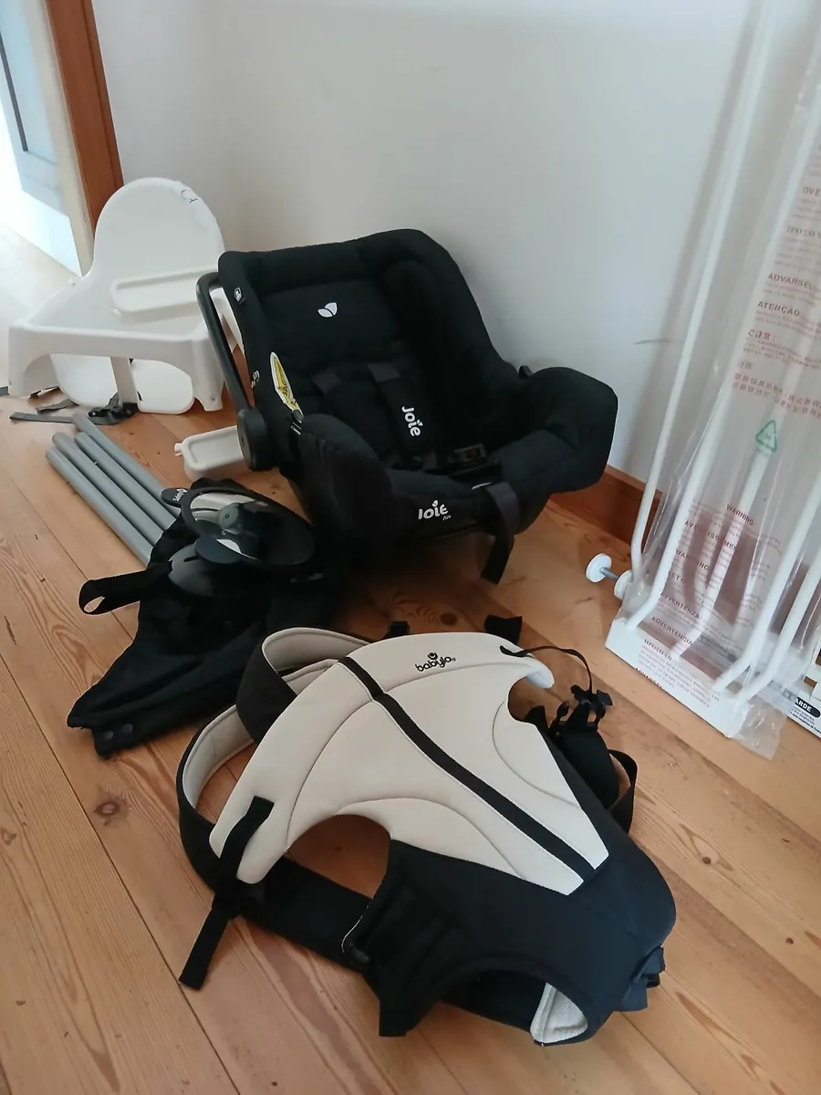 Safety gate and other baby gear - Image 4