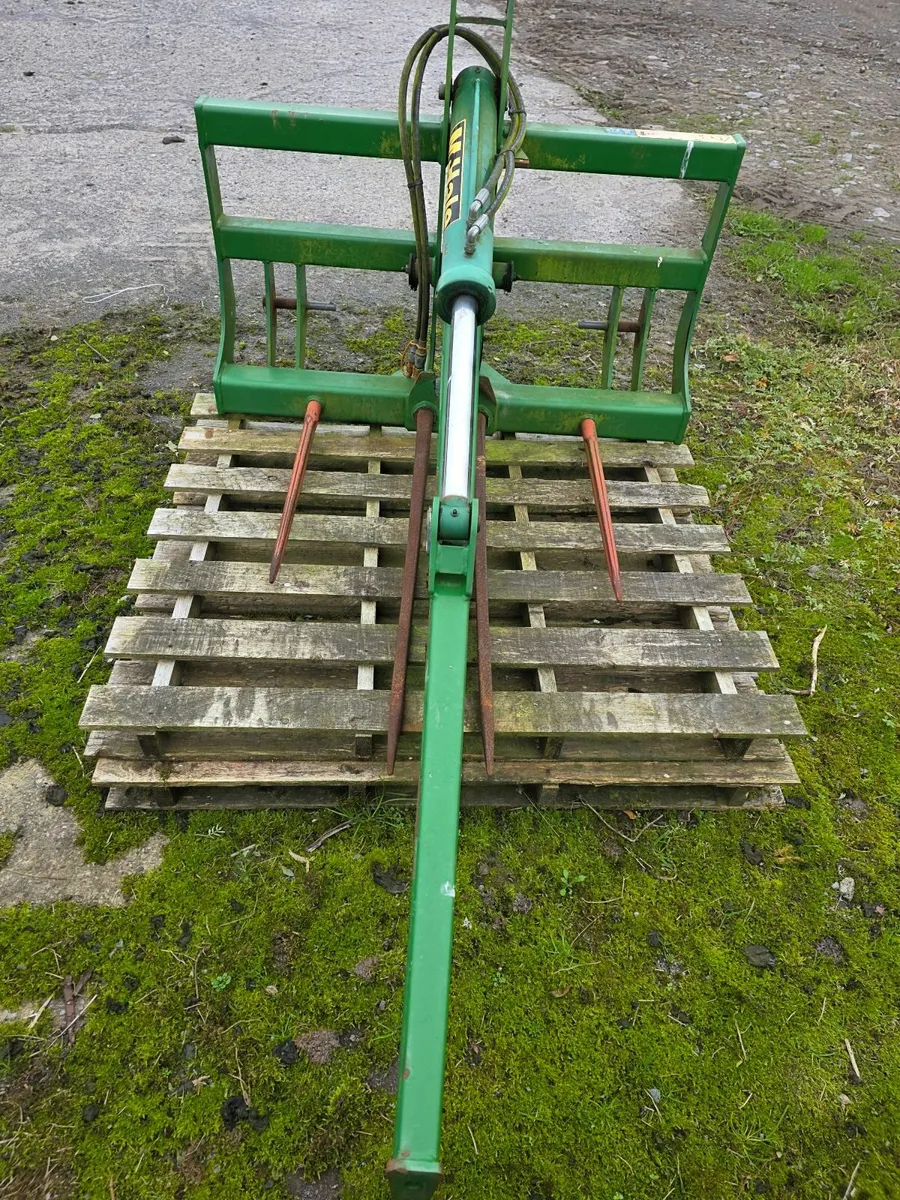 Mchale Bale Splitter - Image 3