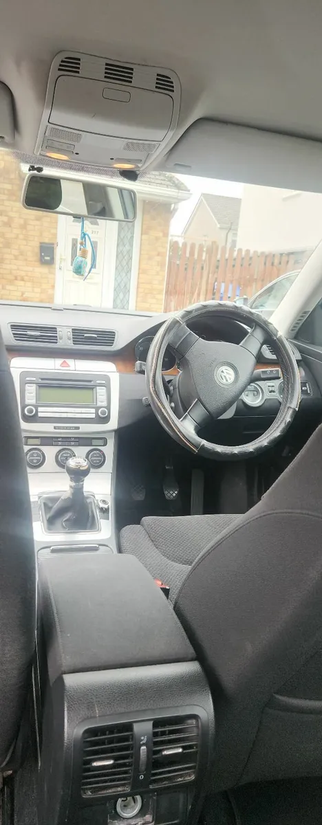 Volkswagen Passat 2007 - Image 3