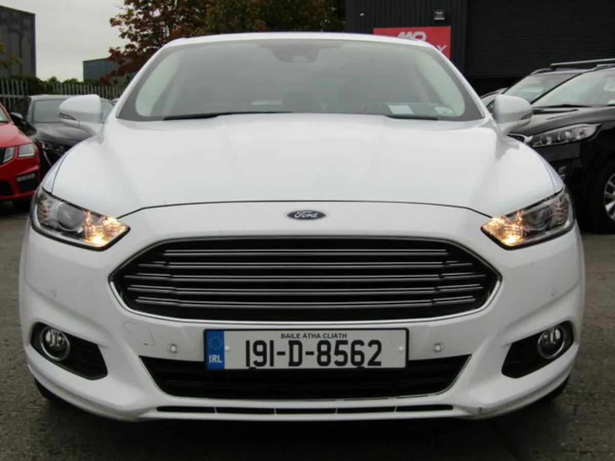 Ford Mondeo Titanium 5DR 2.0 150PS 6SPD 4D - Image 3