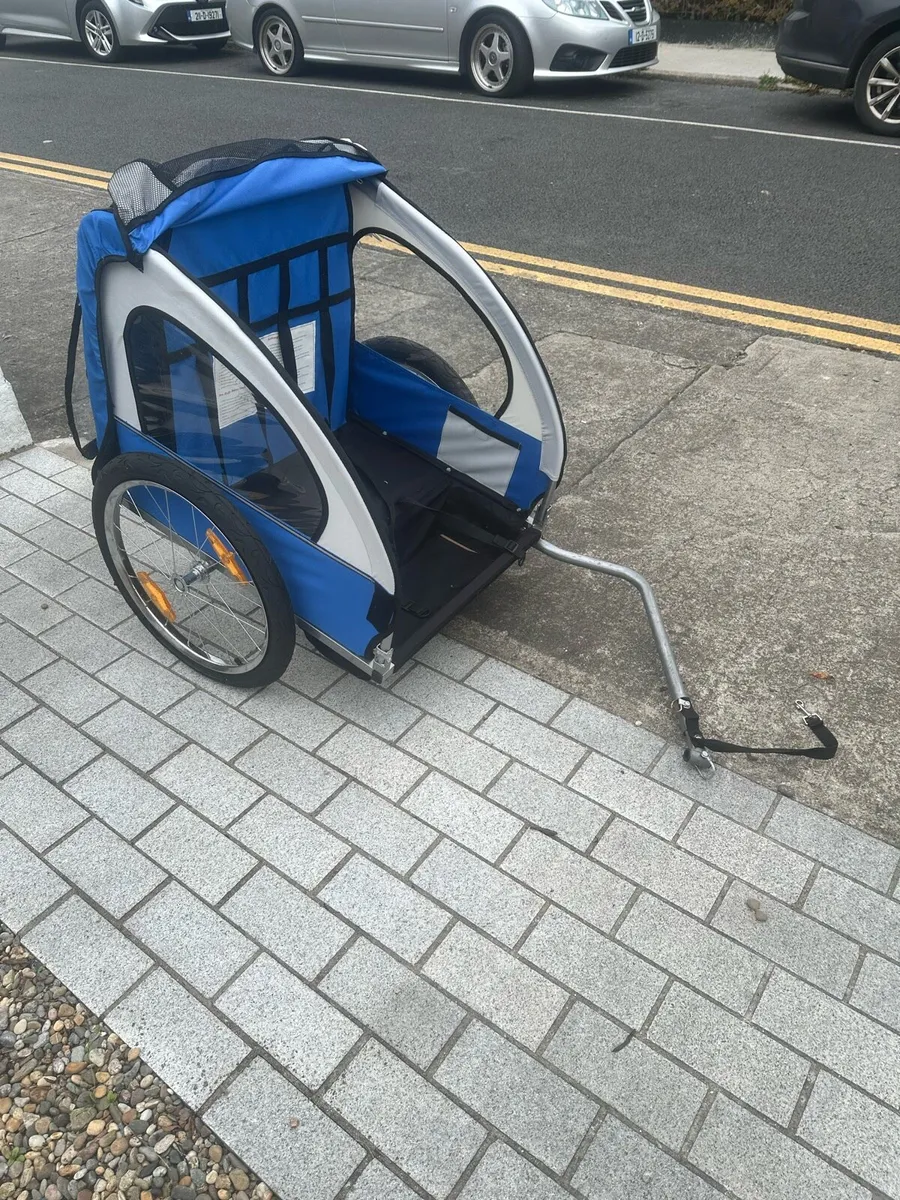 Bike Trailer for Children - Image 1