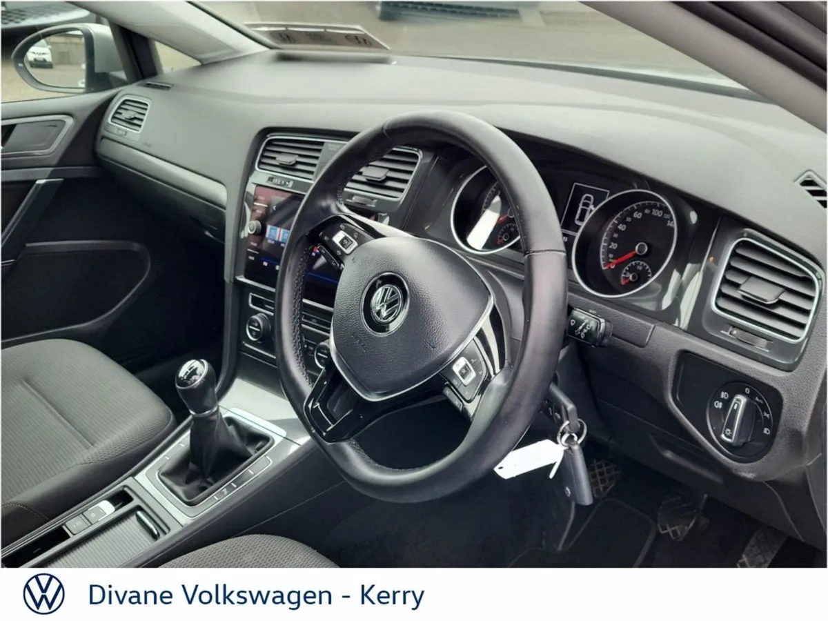Volkswagen Golf Comfortline 1.0 TSI 115 BHP - Image 2