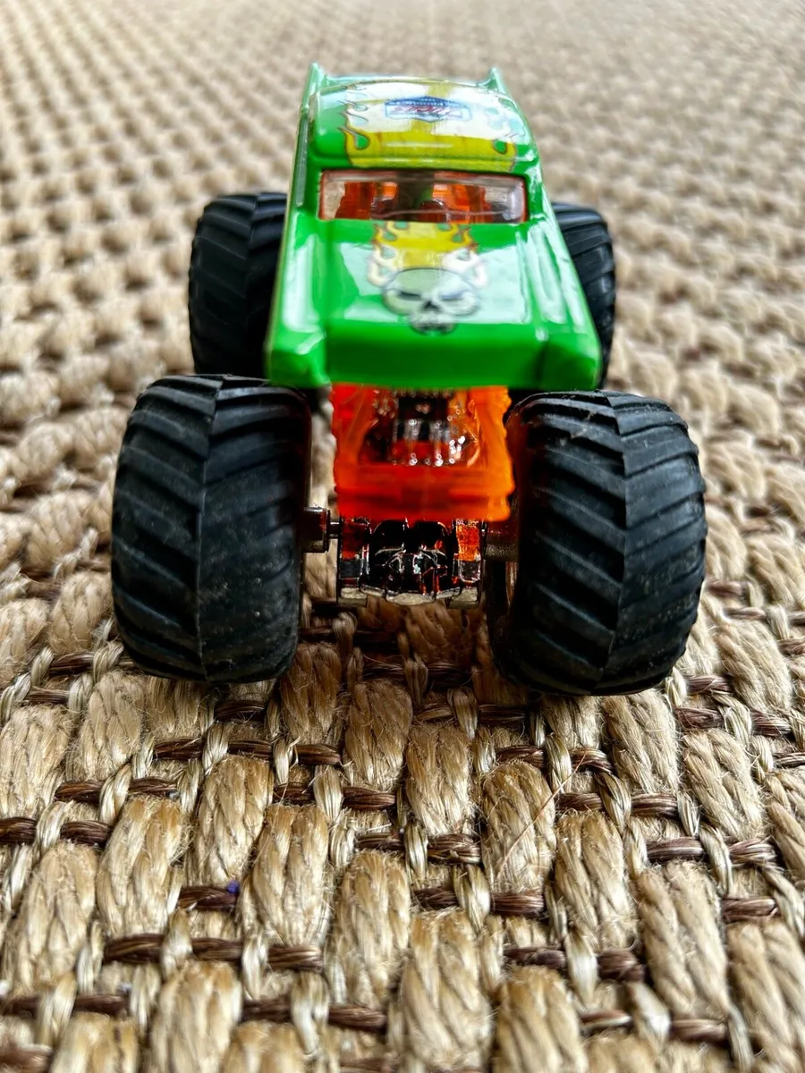 Hotwheels Monster trucks - Image 3