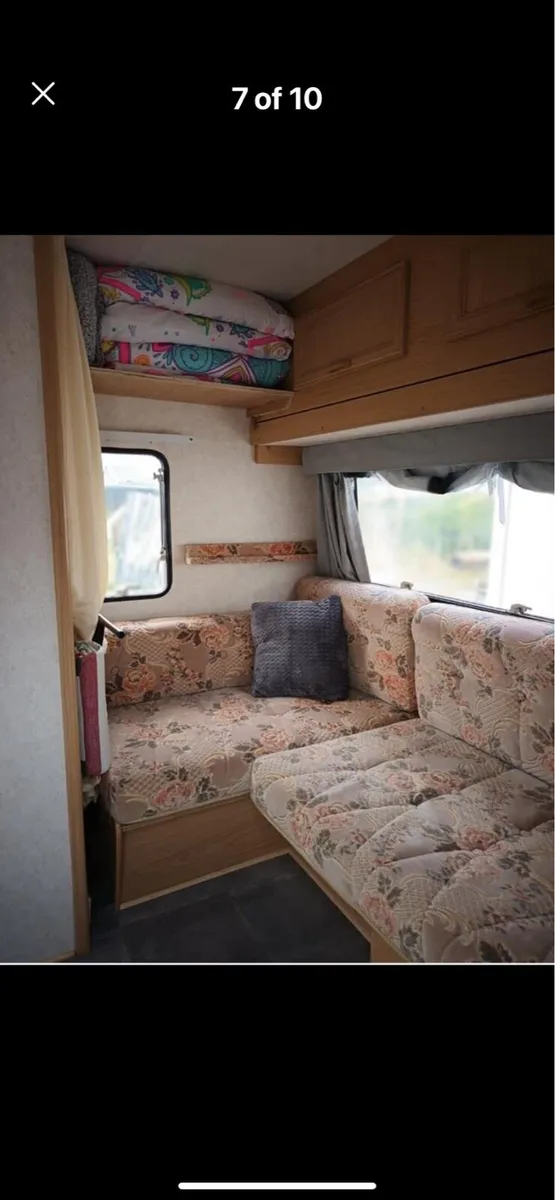 Caravan, repairs needed. - Image 3
