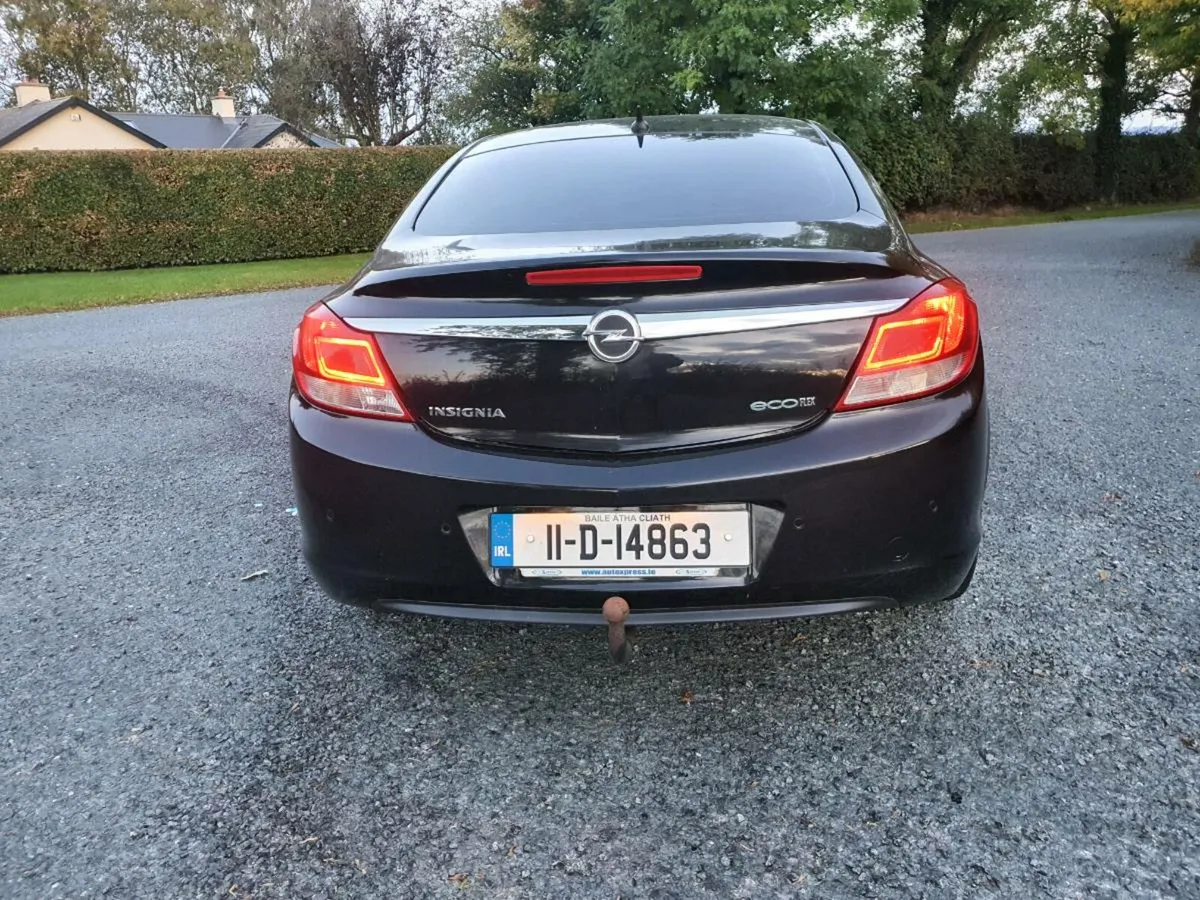 Opel insignia 2.0 ltr elite model 2011 - Image 4