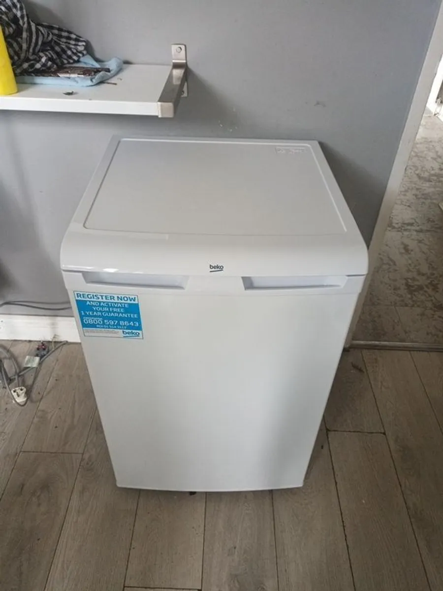 Beko undercounter Freezer - Image 2