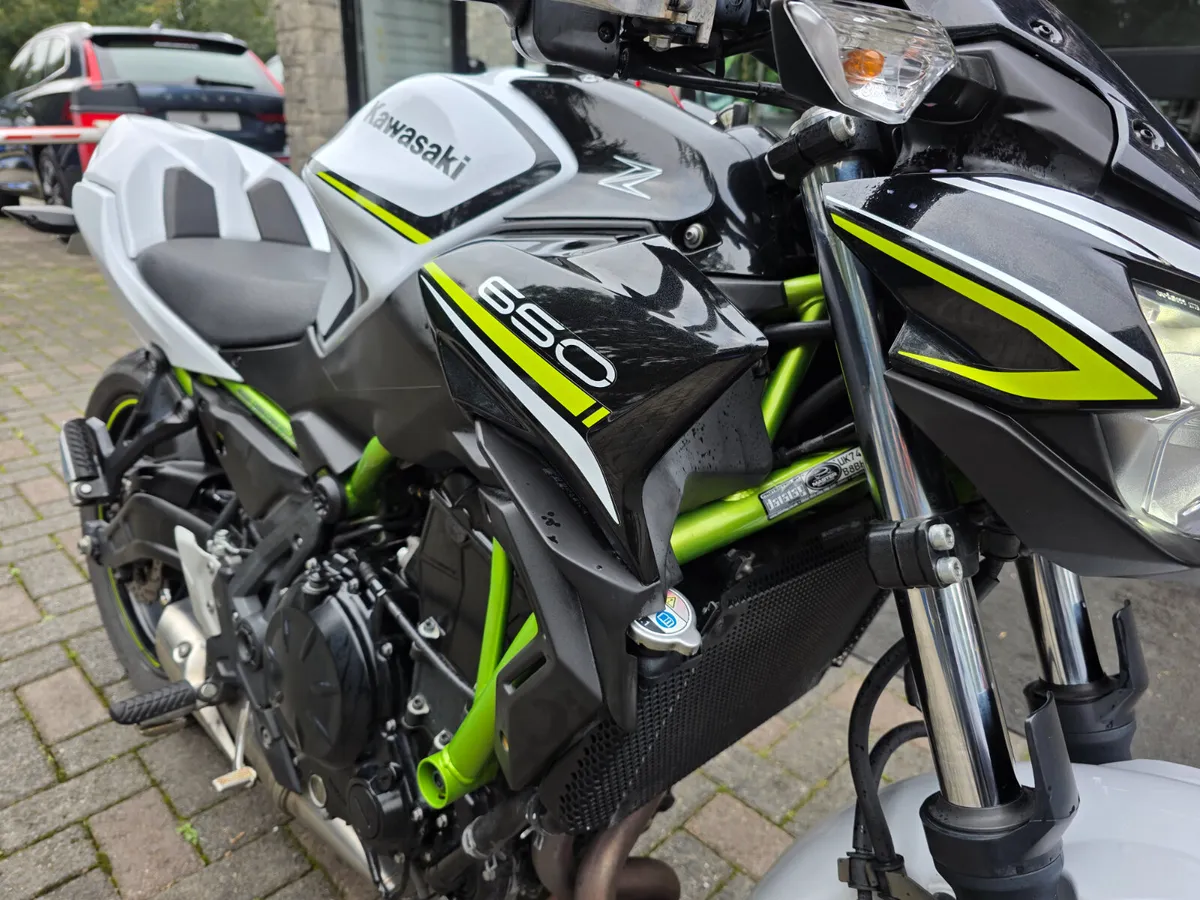 2020 KAWASAKI Z650 ABS. - Image 3