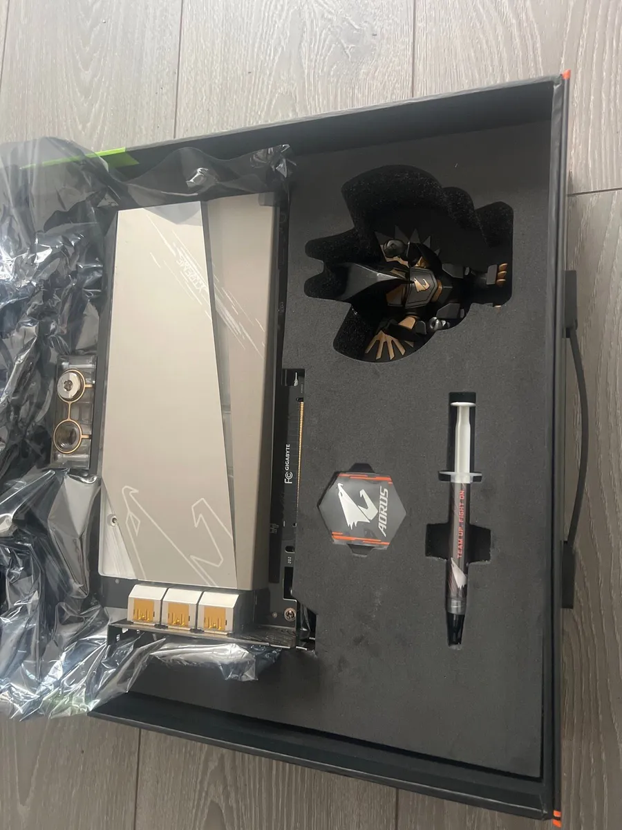 GIGABYTE AORUS GeForce RTX 3080 Xtreme WATERFORCE - Image 2