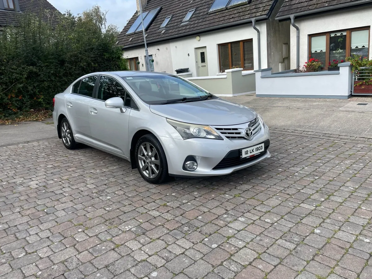 12 Toyota avensis 2.0 litre diesel new nct - Image 2