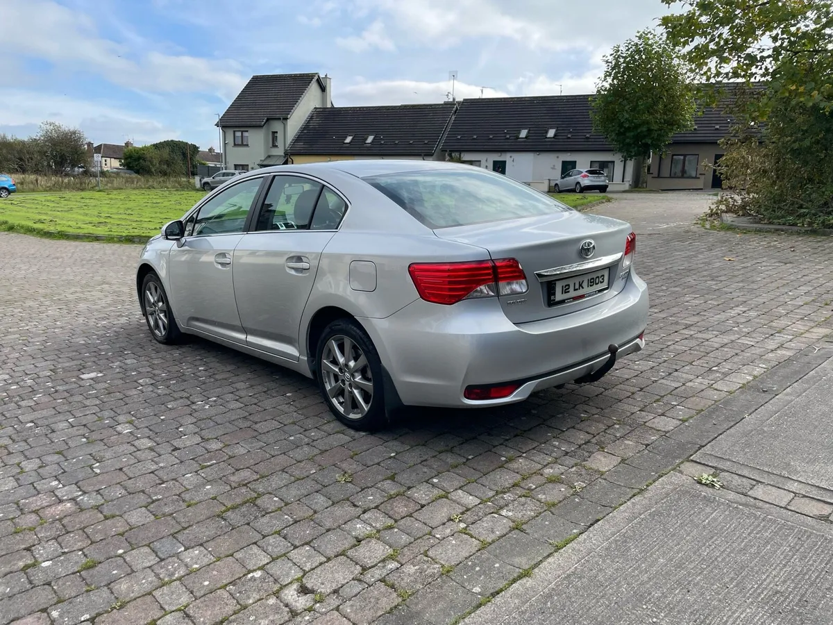 12 Toyota avensis 2.0 litre diesel new nct - Image 3